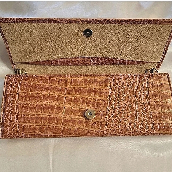 Vintage Croc Embossed Leather Envelope clutch/wallet - Picture 1 of 9